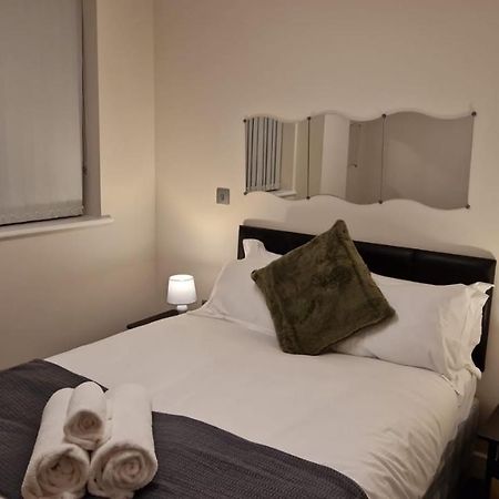 Birmingham Amethyst, 3 Bedroom Apartment 외부 사진